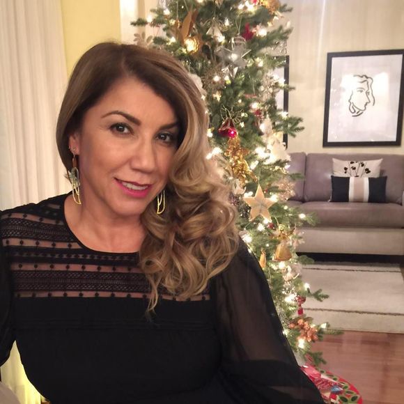 Meet your Posher, Ana