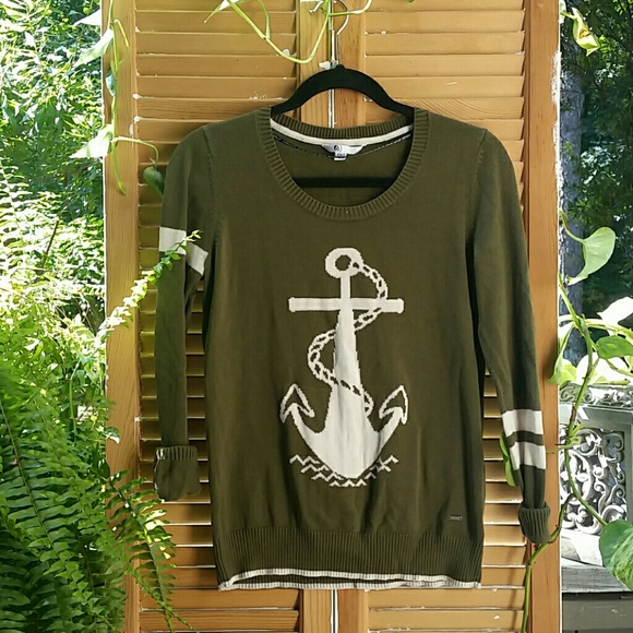Volcom sweater!