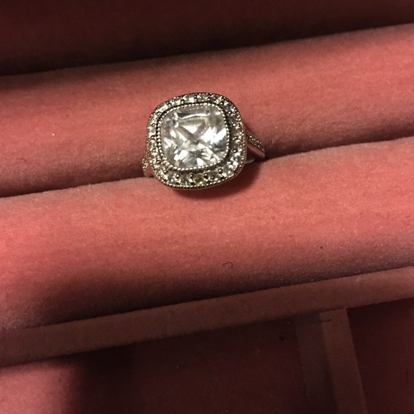 Cubic Zirconia Ring SZ 5 - Picture 4 of 4