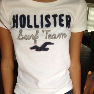White Hollister t-shirt