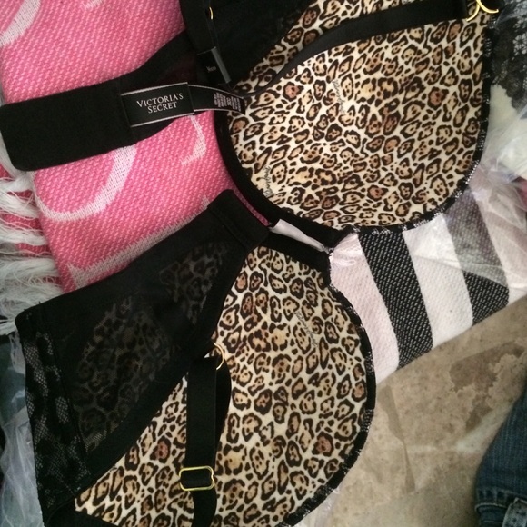 36DD Very Sexy Padded Demi Buste Coussine - Picture 3 of 3