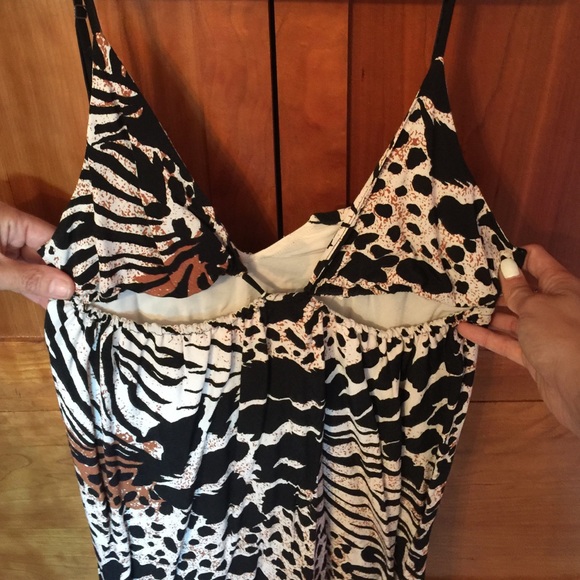 Urban outfitters cut out dress - Picture 2 of 3