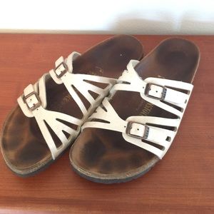 Cute pearly nude Birkenstock sandals!