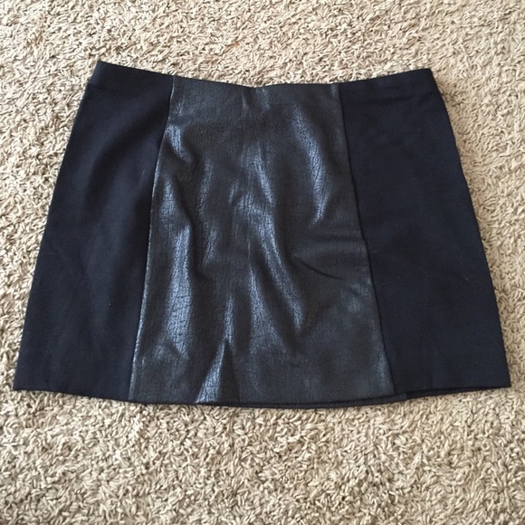 Black skirt