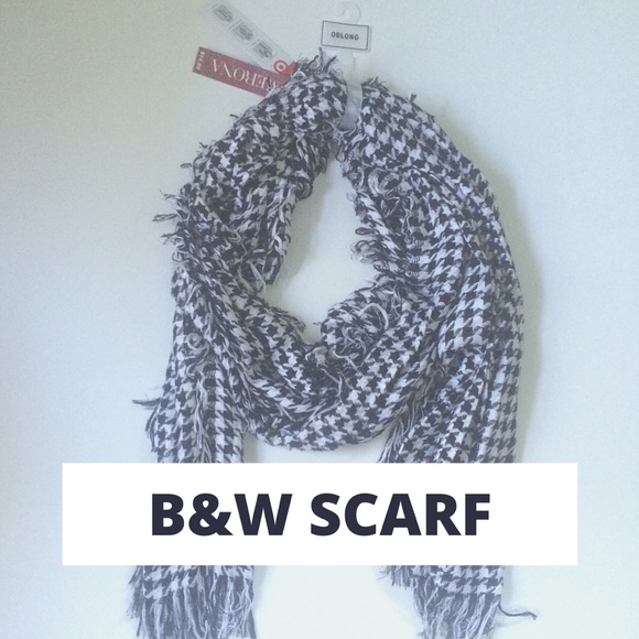Merona NWT Black & White Scarf