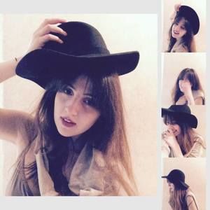 Meet your Posher, Elene