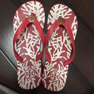 like new Tory burch flip flops