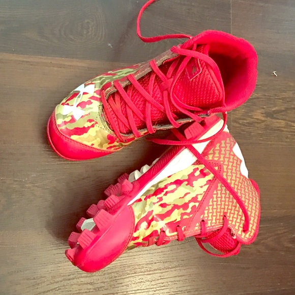 Under Armour Baseball Cleats - Youth Size 3.5