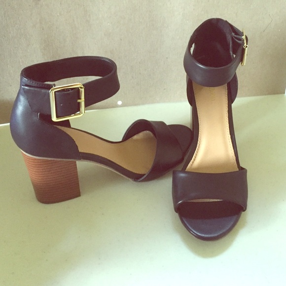 Merona Shoes - BLACK Block Heel Strap Sandals