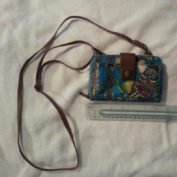 Sakroots cross body bag