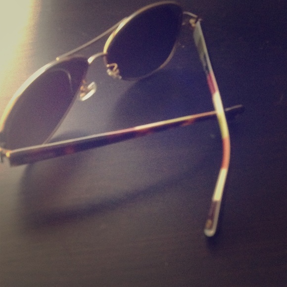 Coach HT 7003 (L012 Kristina) Sunglasses