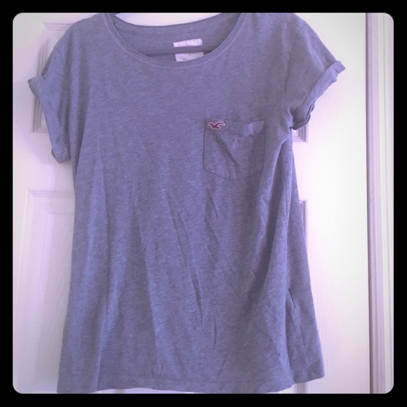 Large grey Hollister crop shirt