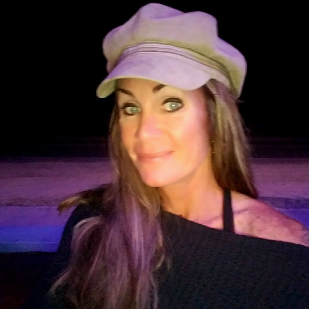 Meet your Posher, Deb