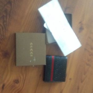Gucci wallet brand new with tags