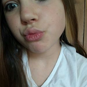 Meet your Posher, Lacey