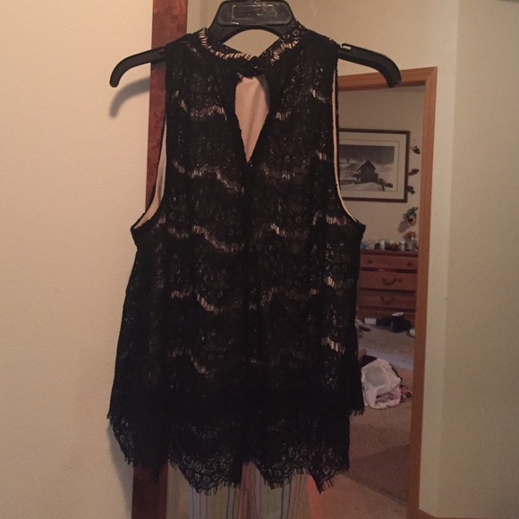 OMG Cute  high/ low top w/ fringed look Lovefire❤️ - Picture 3 of 4