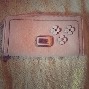 Guess Wallet
