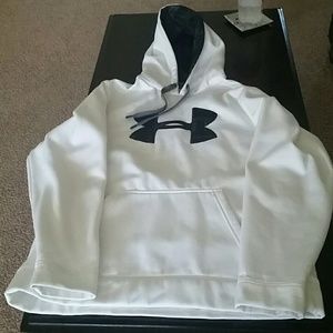 White Under Armour Sweatshirt