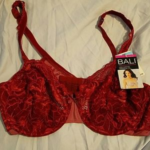 Bali 40C bra lined support underwire NWT