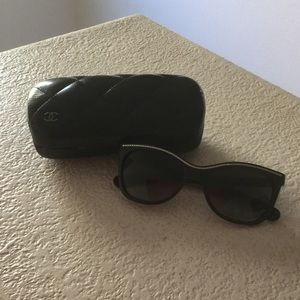 Chanel Sunglassas
