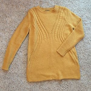Mustard/gold cable knit sweater