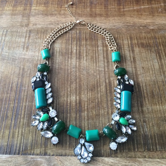 Green decorative necklace
