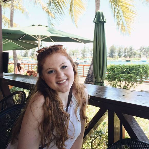Meet your Posher, Julia - Picture 1 of 1