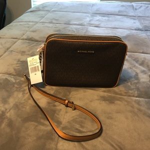 Michael Kors cross body