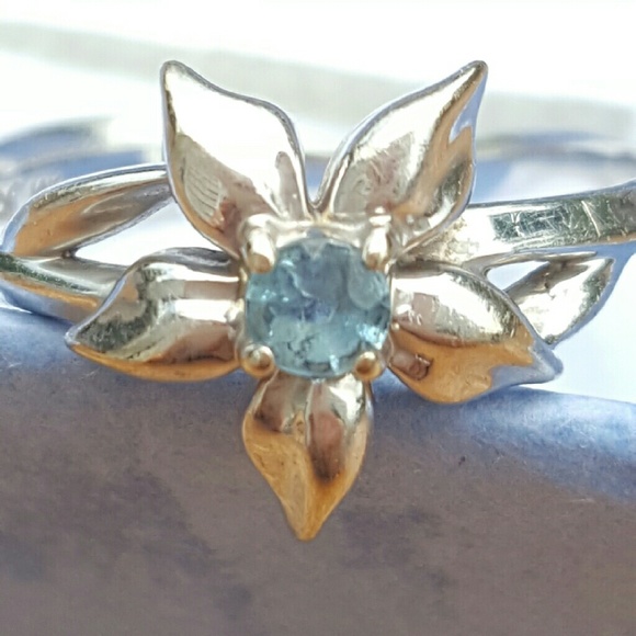14kt White Gold, AAA Genuine Aquamarine, Ring 6.5 - Picture 3 of 4