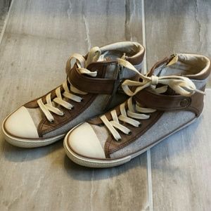 ALDO like new zip up high tops