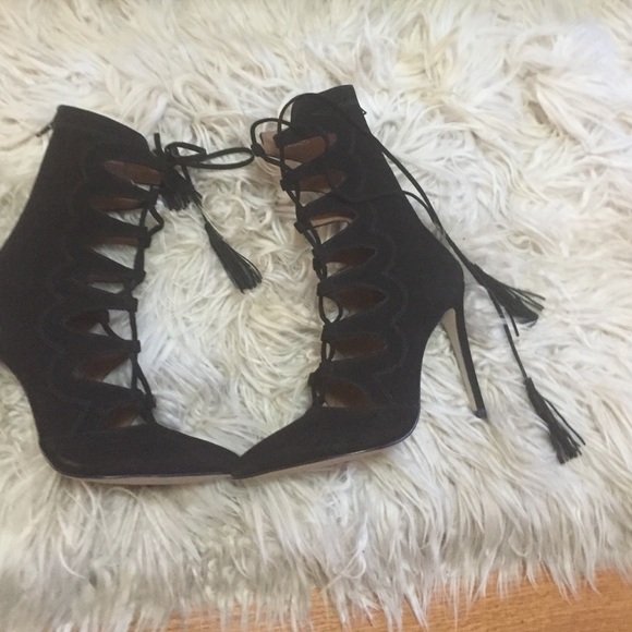 Steve Madden lace up booties