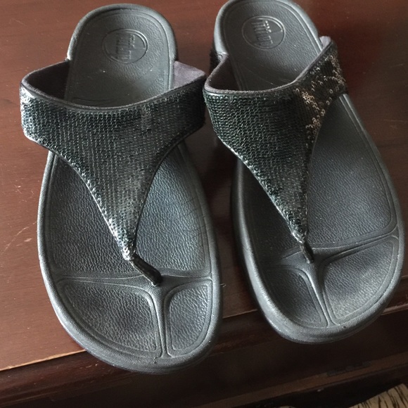 black sequin Fit Flops