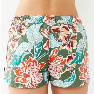 Patagonia Barely Baggies 2 1/2 inch short