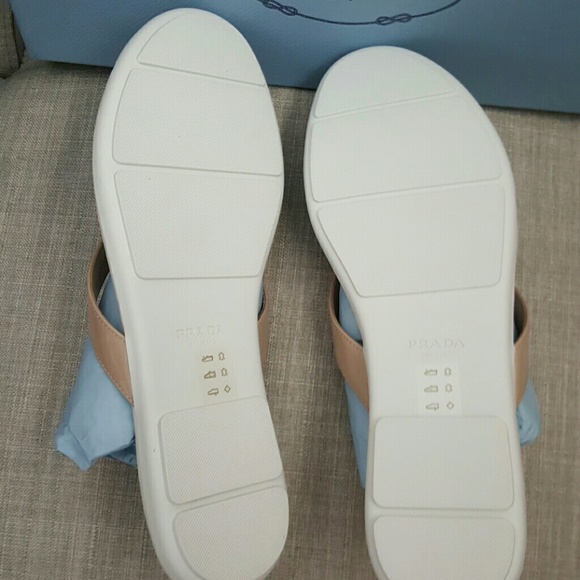 🎉SOLD🎉 NIB PRADA CALZATURE DONNA LOGO SANDALS - Picture 3 of 4