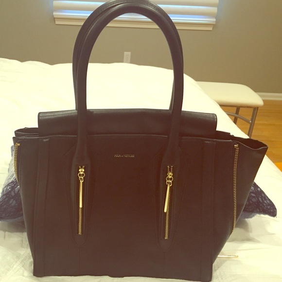 Pour La Victoire Handbag