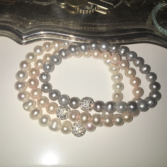 Never worn bracelets - Picture 1 of 1