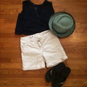 Gap 1969 white denim shorts