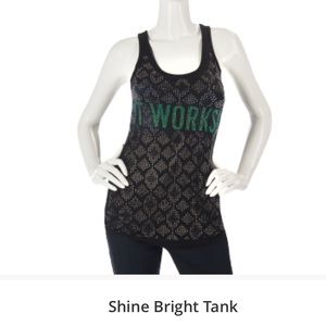 It Works tank top