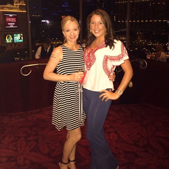 Welcome to my closet 💕✨ - Picture 3 of 4