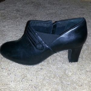 Clarks Artisan heels