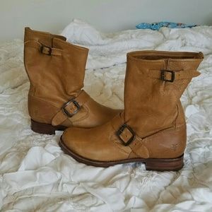 Frye veronica slouch boots size 8.5