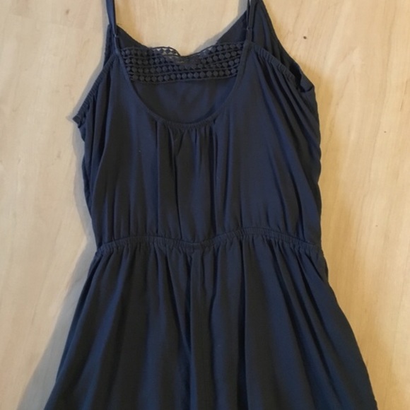 ISO!! Size small! - Picture 2 of 2