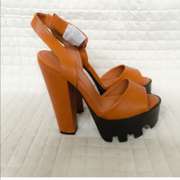 Peep Toe Platform Heels