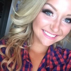 Meet your Posher, Bayley