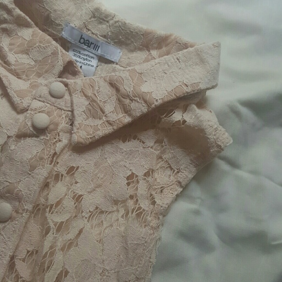 Bar III PEACH NUDE LACE TOP SIZE M
