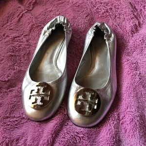 Tory Burch 8.5 Silver Flats