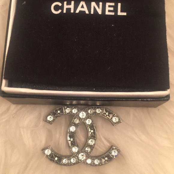 Chanel brooch- SOLD - Picture 3 of 4