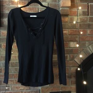 Lace up black top