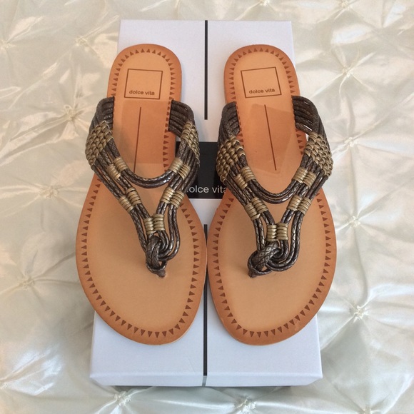 Dolce Vita Metallic Jonas Strappy Flip-flop - Picture 2 of 4