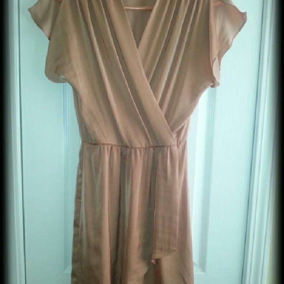 BCBGMAXAZRIA summer mini dress